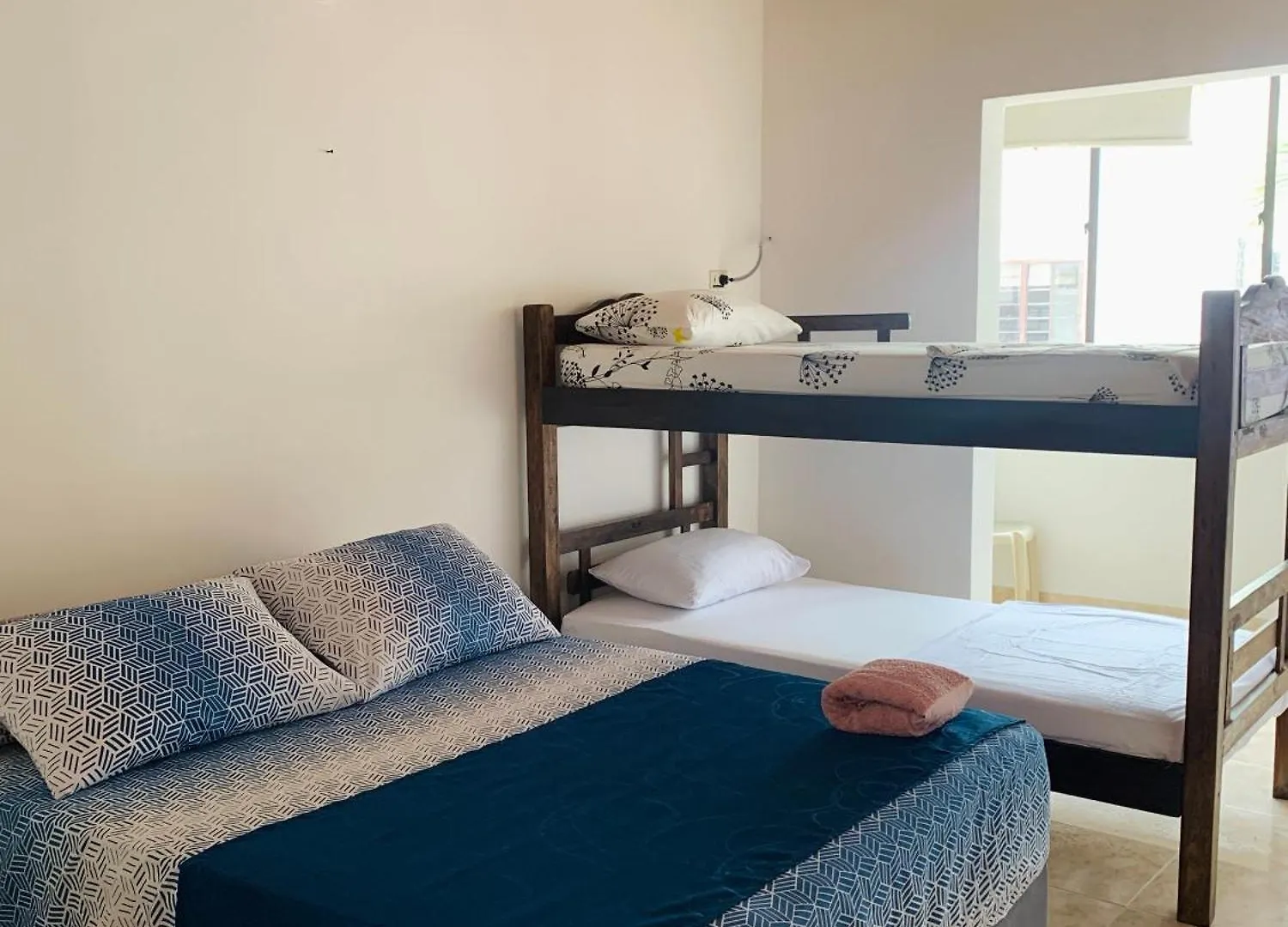 Hostel Cerca Al Centro Historico Cartagena Penzion